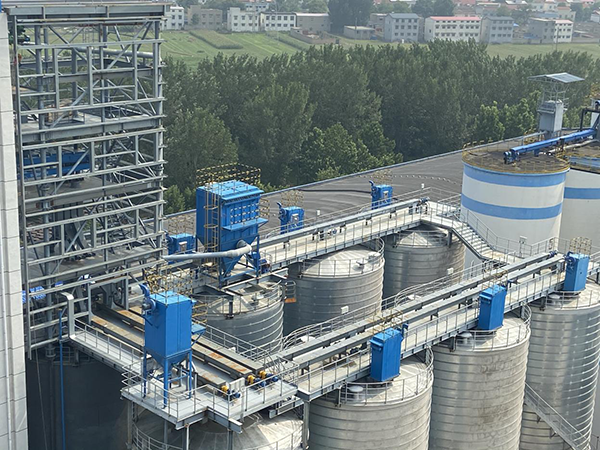 許昌開炭炭素有限公司年產4.8萬噸磨粉壓型項目及配套工程完成投料試車